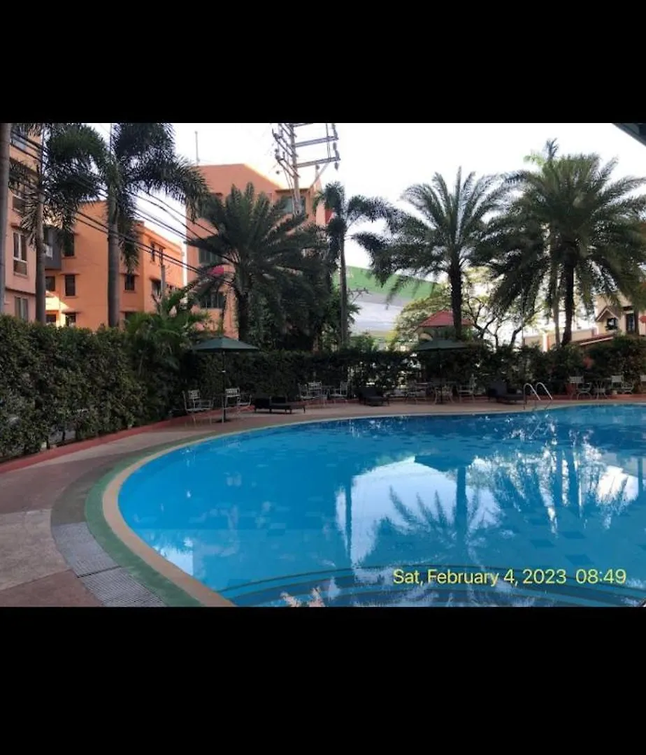 Avida Sm Sucat Quest House Condo Hotel Manila Aparthotel